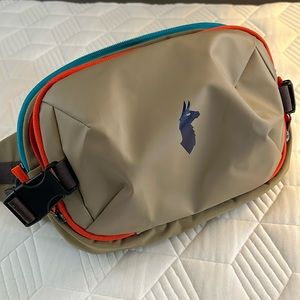 Like New Cotopaxi Allpa Hip Pack